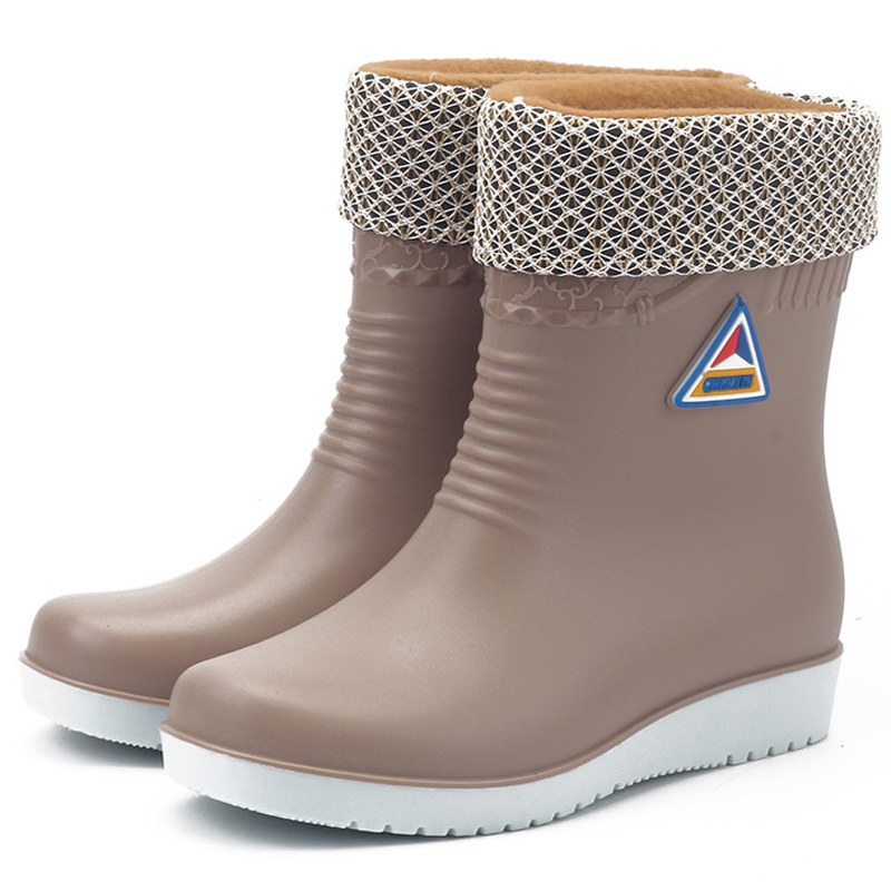 Warm waterproof wellies ladies